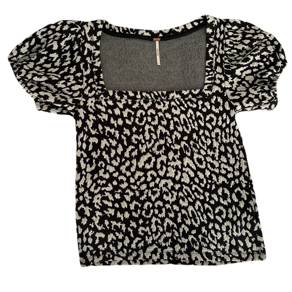 Free People Poofy Sleeve shirt
